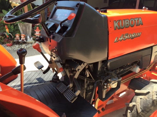 ขายรถไถKubota L4508DI (4WD) พร้อมใบมีดหน้าและผานบุกเบิก รถสวย พร้อมใช้งาน