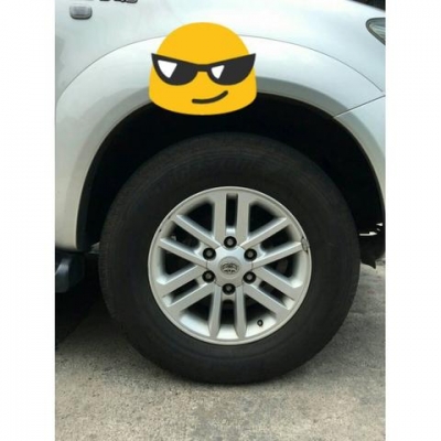 ขายโตโยต้าฟอจูนเนอร์ เครื่อง 3000v ดีเซล ออโต้ 4x4 มี ป.1 ปี 2006