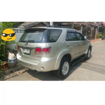 ขายโตโยต้าฟอจูนเนอร์ เครื่อง 3000v ดีเซล ออโต้ 4x4 มี ป.1 ปี 2006