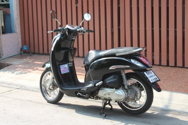 scoopy i ปี58 เดือนมิถุนายน สภาพเดิม รถจอดไม่ได้ใช้งาน