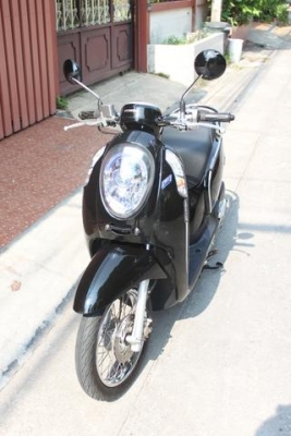 scoopy i ปี58 เดือนมิถุนายน สภาพเดิม รถจอดไม่ได้ใช้งาน