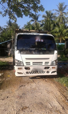 รถอีซูซุ 6 ล้อดั้ม NQR 150 แรงม้า. ปี 50.    สนใจติดต่อ  081 - 6079515