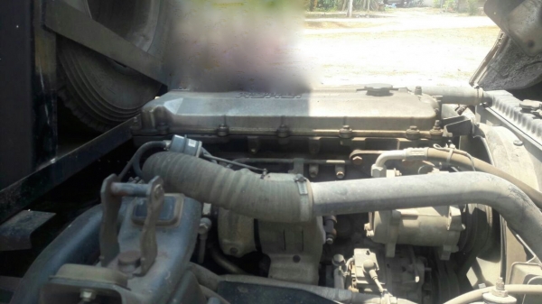 รถอีซูซุ 6 ล้อดั้ม NQR 150 แรงม้า. ปี 50.    สนใจติดต่อ  081 - 6079515