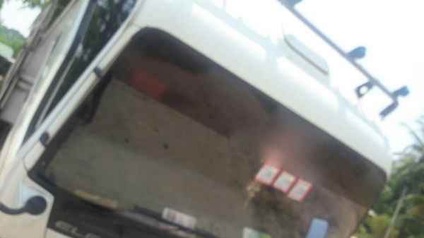 รถอีซูซุ 6 ล้อดั้ม NQR 150 แรงม้า. ปี 50.    สนใจติดต่อ  081 - 6079515