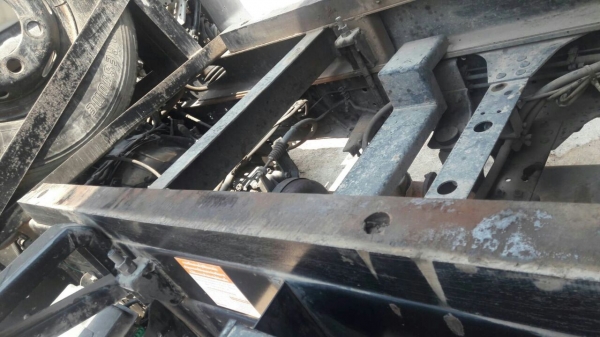 รถอีซูซุ 6 ล้อดั้ม NQR 150 แรงม้า. ปี 50.    สนใจติดต่อ  081 - 6079515