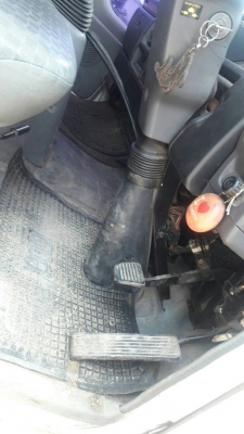 รถอีซูซุ 6 ล้อดั้ม NQR 150 แรงม้า. ปี 50.    สนใจติดต่อ  081 - 6079515