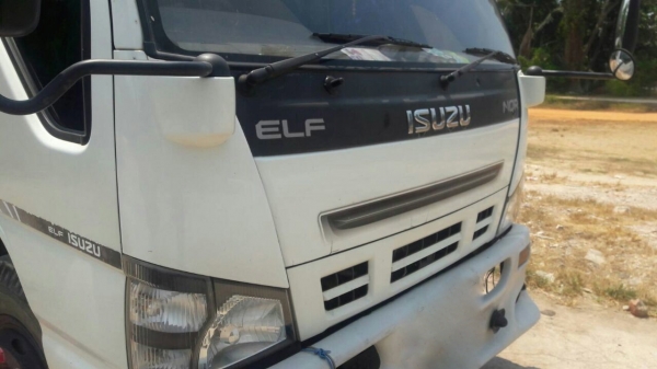 รถอีซูซุ 6 ล้อดั้ม NQR 150 แรงม้า. ปี 50.    สนใจติดต่อ  081 - 6079515