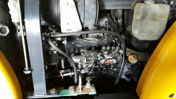 ขาย รถขุด KOMATSU รุ่น PC40R-8- มือสองญี่ปุ่น แทรกเหล็ก สลักแน่น เครื่องยนต์ 4สูบ ปั้มนิ้ว คอนโทรลสั้น ทำงานไว มือถือ/LINE ID : 0818753444