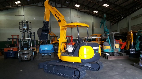 ขาย รถขุด KOMATSU รุ่น PC40R-8- มือสองญี่ปุ่น แทรกเหล็ก สลักแน่น เครื่องยนต์ 4สูบ ปั้มนิ้ว คอนโทรลสั้น ทำงานไว มือถือ/LINE ID : 0818753444