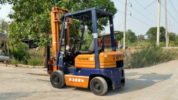 ขายด่วนรถยก TOYOTA 5FGยก1.5ตันเสาสูง3.5เมตรยางตัน4เส้นงาสไลย์ได้รถนอกเพิ่งเข้ามายังไม่เคยใช้งานในเมืองไทยเลย=รุ่นใหม่ขายถูกๆๆ