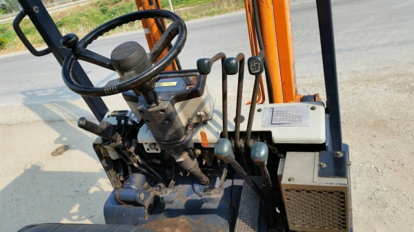 ขายด่วนรถยก TOYOTA 5FGยก1.5ตันเสาสูง3.5เมตรยางตัน4เส้นงาสไลย์ได้รถนอกเพิ่งเข้ามายังไม่เคยใช้งานในเมืองไทยเลย=รุ่นใหม่ขายถูกๆๆ