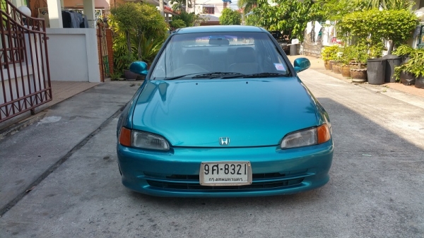 ขายซีวิคเตารีด เครื่องVTEC D15B เกียร์ออโต้ ติดแก๊ส ดิส4ล้อ เอกสารเล่มครบพร้อมโอน"