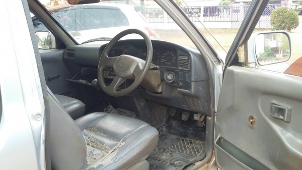 ไมตี้เอ็ก ปี2540 พวงมาลัยเพาเวอร์โรงงาน ไมตี้เอ็ก ปี2540 พวงมาลัยเพาเวอร์โรงงาน