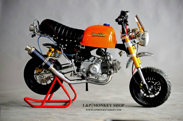 อะไหล่ แต่งรถเพียบ มีโช็คหน้า-หลัง ล้อ เครื่อง ถังน้ำมัน เบาะ และอะไหล่อื่นๆที่แต่งรถทั้งหมด ลดราคา 20-30\%