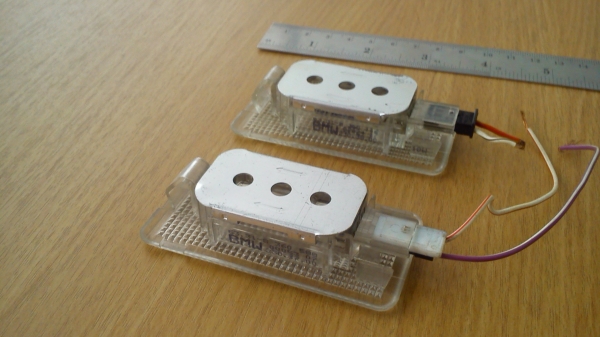 ไฟแผงประตู ของรถ BMW ไฟแผงประตู ของรถ BMW