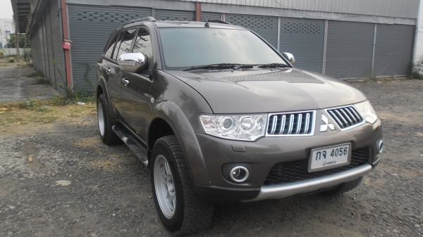 ขายด่วนปาเจโร่3.2โฟวิลปี2011ขาย530000บ. ขายด่วนปาเจโร่3.2โฟวิลปี2011ขาย530000บ.