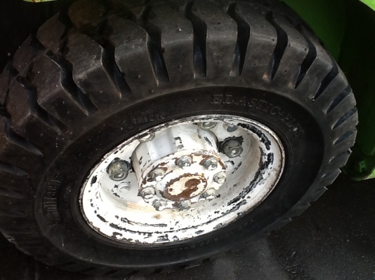 แหล่งรวมรถงาเทฮิ้งค์ฟอร์คงากระดกเทได้สำหรับตักยางก้อนยางพาราและยางถ้วย แหล่งรวมรถงาเทฮิ้งค์ฟอร์คงากระดกเทได้สำหรับตักยางก้อนยางพาราและยางถ้วย