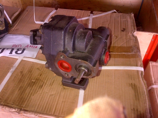 ขายปั้มปั้นดั้ม4 ตัน 2 ตัน ราคา 5000 โทร0906208746