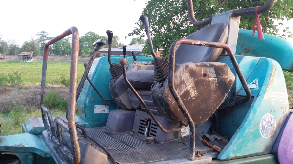 ขาย PC30-7 พร้อมใช้งานมีลายหัวเจาะ