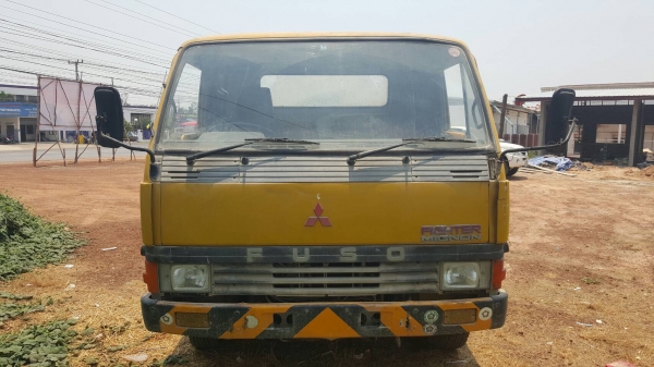 ขาย รถโม่ปูน 2.5 คิว 6 ล้อ FUSO เครื่อง 6D15 175 แรงม้า คัสซีดีไม่บวม พวงมาลัยพาวเวอร์ เอกสารใบอินวอยซ์ ราคาต่อรองได้ครับ