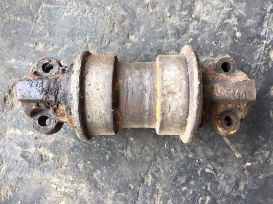 โรลเลอร์รถขุด sumitomo SH120 เก่าญี่ปุ่น ราคา 2,000 บาท โรลเลอร์รถขุด sumitomo SH120 เก่าญี่ปุ่น ราคา 2,000 บาท