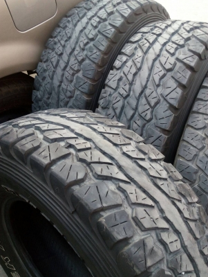 31x10.50R15 DUNLOP GRANDTREK AT1 สวยหนา เนื้อดี ไม่มีคลื่น ชุด 4  เส้น tel.081-427-3941 ไอดีไลน์ 0814273941