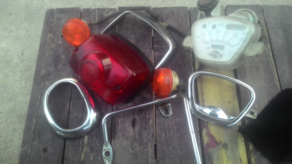 อะใหล่รถป๊อบ  Honda Giorno