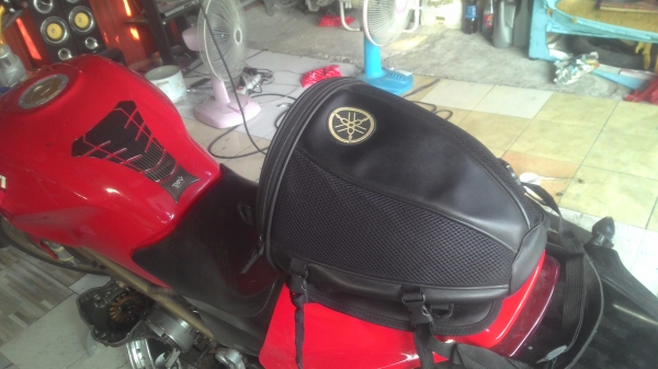 กระเป๋าติดรถมอเตอร์ไซ