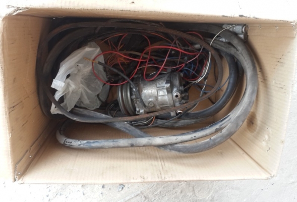 ขายตู้เย็นติดรถกระบะ พร้อมเครื่องทำความเย็นครบชุด