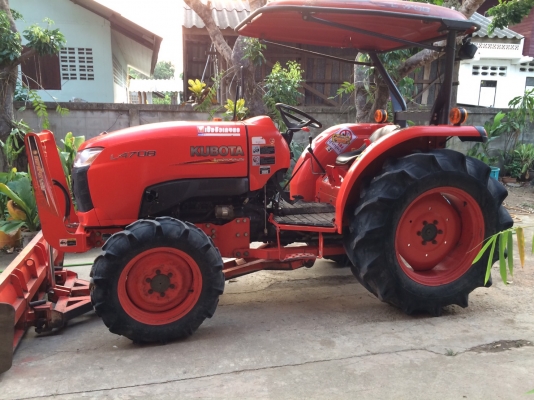 ขายKubota 47 อุปกรณ์ครบ3ชิ้น ทะเบียนพร้อมโอน ราคา420000 โทร.089-8536866