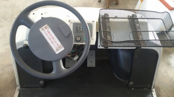 รถกอล์ฟเครื่องเบนซิน