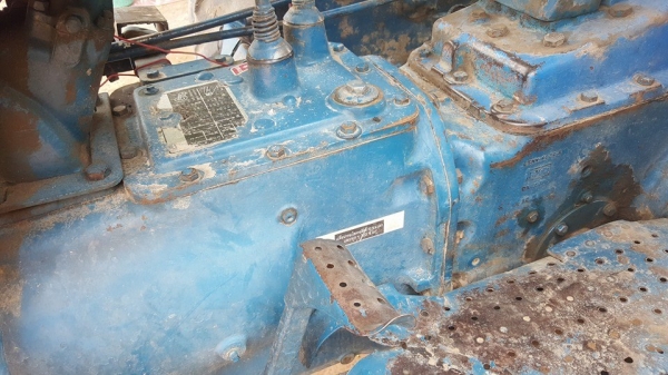 ขายรถไถแทรคเตอร์ ford รุ่นt3 เอกสารใบอินวอยซ์ อุปกรณ์ผานหลัง7 CMTใบดันหน้า สภาพพร้อมทำงานทุกวัน พ.เพาเวอร์