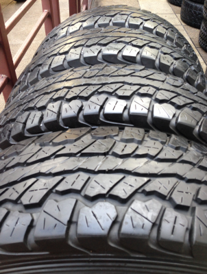 ยาง All Dunlop 30 9.5 R15 ปี14 ดอกเต็ม พร้อมใช้งาน ราคาไม่แพง