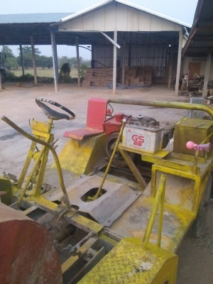 **25,500 บ.ต่อรอง/// รถดั้มเปอร์ DUMPER 4ล้อ 10แรง ขนาด2โม่ปูน/300ลิตร เครื่องดีเซล ยันม่าสิงห์ผยอง 1สูบ10แรง เกียร์/ช่วงล่าง รถกระบะ/รถปิ้คอัพ เกียร์ตัด/ตอน ใช้งาน หน้า1-หลัง1 เบรคน้ำมัน ขับเคลื่อน2ล้อ กระบะขนาด2โม่ปูน/300ล. พร้อมใช้งาน **ขาย DUMPER 4ล้อ