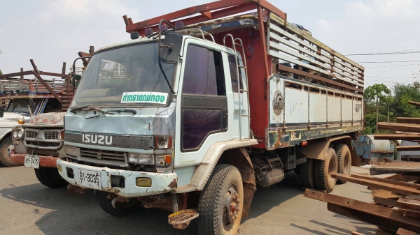 ขาย 10 ล้อดั้ม ROCKY 240 FXZ23NFP R คัสซีสวยตลอดเส้น เครื่อง 6SD1 240 แรงม้า เกียร์ Easton เบรคทิฟฟี่ชุดใหญ่ ทะเบียนพร้อมโอนครับ