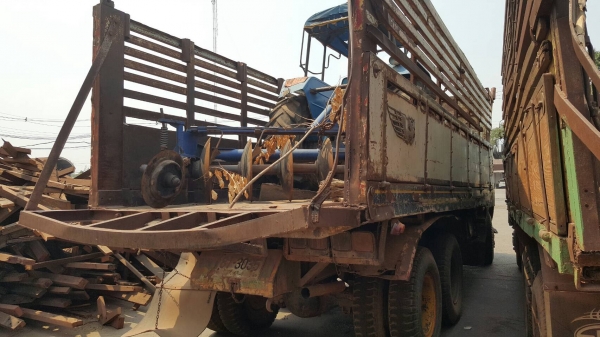 ขาย 10 ล้อดั้ม ROCKY 240 FXZ23NFP R คัสซีสวยตลอดเส้น เครื่อง 6SD1 240 แรงม้า เกียร์ Easton เบรคทิฟฟี่ชุดใหญ่ ทะเบียนพร้อมโอนครับ