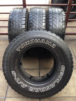 ยาง All Yokohama 30 9.5 R15 ปี13ดอกสวย พร้อมใช้งาน ราคาไม่แพง