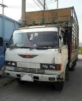 หกล้อ ฮีโน่ KM 779 WO4D117ช่วงยาว5.50ม รถห้าง สภาพดีสวยใช้วิ่งงานประจำ เล่มทะเบียนพร้อมโอน หกล้อ ฮีโน่ KM 779 WO4D117ช่วงยาว5.50ม รถห้าง สภาพดีสวยใช้วิ่งงานประจำ เล่มทะเบียนพร้อมโอน