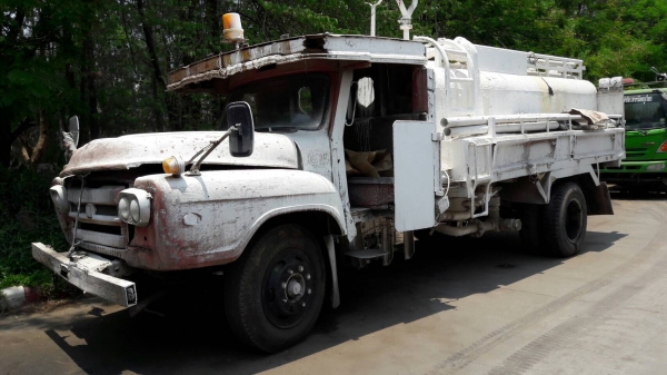 ขาย 230,000 รถบรรทุกน้ำหัวยาว 2 คันไม่แยกขาย เป็น 10 ล้อ และ 6 ล้อ เครื่อง 6BB1 145 แรงม้า อุปกรณ์มีครบ เอกสารเล่มทะเบียนมีครบ ราคาคุยได้ครับ ขาย 230,000 รถบรรทุกน้ำหัวยาว 2 คันไม่แยกขาย เป็น 10 ล้อ และ 6 ล้อ เครื่อง 6BB1 145 แรงม้า อุปกรณ์มีครบ เอกสารเล่มทะเบียนมีครบ ราคาคุยได้ครับ