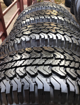 ยาง All Michelin 255 70 15 ปี13 ดอกเต็ม ไม่มีปะ ราคาไม่แพง