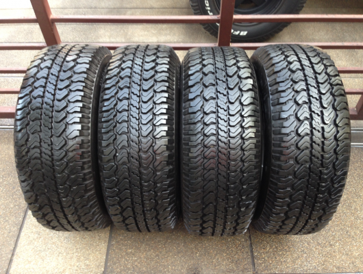 ยาง All Michelin 255 70 15 ปี13 ดอกเต็ม ไม่มีปะ ราคาไม่แพง