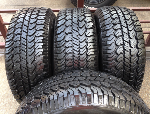 ยาง All Michelin 255 70 15 ปี13 ดอกเต็ม ไม่มีปะ ราคาไม่แพง