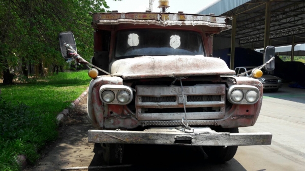 ขาย 230,000 รถบรรทุกน้ำหัวยาว 2 คันไม่แยกขาย เป็น 10 ล้อ และ 6 ล้อ เครื่อง 6BB1 145 แรงม้า อุปกรณ์มีครบ เอกสารเล่มทะเบียนมีครบ ราคาคุยได้ครับ ขาย 230,000 รถบรรทุกน้ำหัวยาว 2 คันไม่แยกขาย เป็น 10 ล้อ และ 6 ล้อ เครื่อง 6BB1 145 แรงม้า อุปกรณ์มีครบ เอกสารเล่มทะเบียนมีครบ ราคาคุยได้ครับ