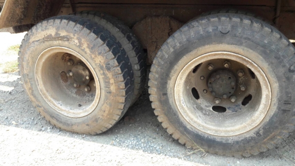 ขาย 230,000 รถบรรทุกน้ำหัวยาว 2 คันไม่แยกขาย เป็น 10 ล้อ และ 6 ล้อ เครื่อง 6BB1 145 แรงม้า อุปกรณ์มีครบ เอกสารเล่มทะเบียนมีครบ ราคาคุยได้ครับ ขาย 230,000 รถบรรทุกน้ำหัวยาว 2 คันไม่แยกขาย เป็น 10 ล้อ และ 6 ล้อ เครื่อง 6BB1 145 แรงม้า อุปกรณ์มีครบ เอกสารเล่มทะเบียนมีครบ ราคาคุยได้ครับ