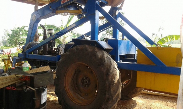 ขาย รถคีบอ้อย FORD 5000 ติดคีบ ปัญญาประดิษฐ์จักรกล ใช้งานแค่ปีเดียว เครื่องดี ปั้มดี รถใช้งานได้ดี เอกสารใบซื้อขาย ราคาต่อรองได้