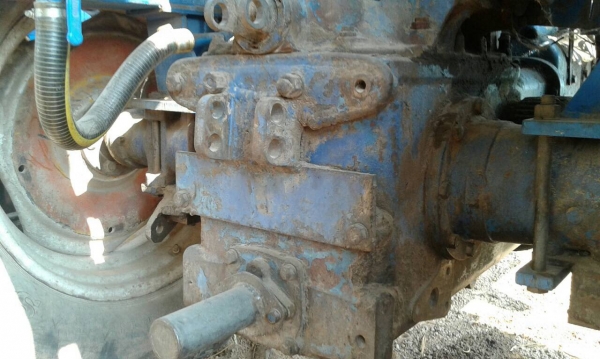 ขาย รถคีบอ้อย FORD 5000 ติดคีบ ปัญญาประดิษฐ์จักรกล ใช้งานแค่ปีเดียว เครื่องดี ปั้มดี รถใช้งานได้ดี เอกสารใบซื้อขาย ราคาต่อรองได้