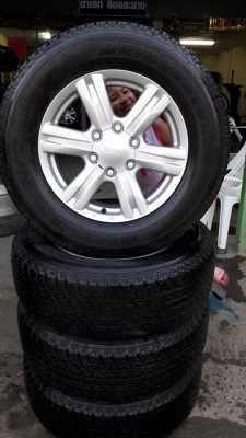 ขายล้อแม็ก Mu-x 17" ยางปี15 สนใจติดต่อ ตาเล็ก ล้อและยาง 081-3747940 ขายล้อแม็ก Mu-x 17" ยางปี15 สนใจติดต่อ ตาเล็ก ล้อและยาง 081-3747940