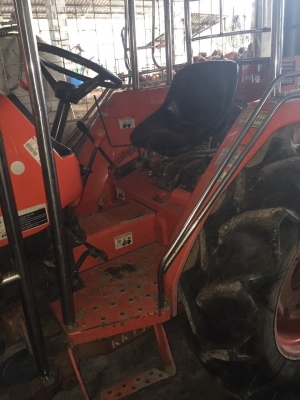 ขายรถไถ2เพลา KUBOTA L3408DT ทำงาน 760ชั่วโมง สภาพสวยมาก สนใจโทร 081-970-1072