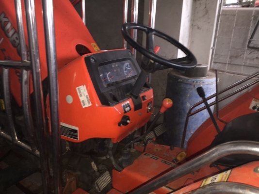 ขายรถไถ2เพลา KUBOTA L3408DT ทำงาน 760ชั่วโมง สภาพสวยมาก สนใจโทร 081-970-1072