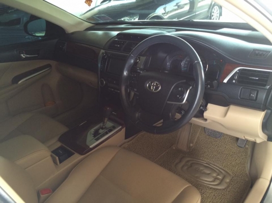 ขาย toyota camry 2.5G โฉมปัจจุบัน สีบรอนซ์เงิน จดทะเบียนปี15 รถสวยพร้อมใช้ รถมือเดียว รถวิ่ง9หมื่นโลแท้